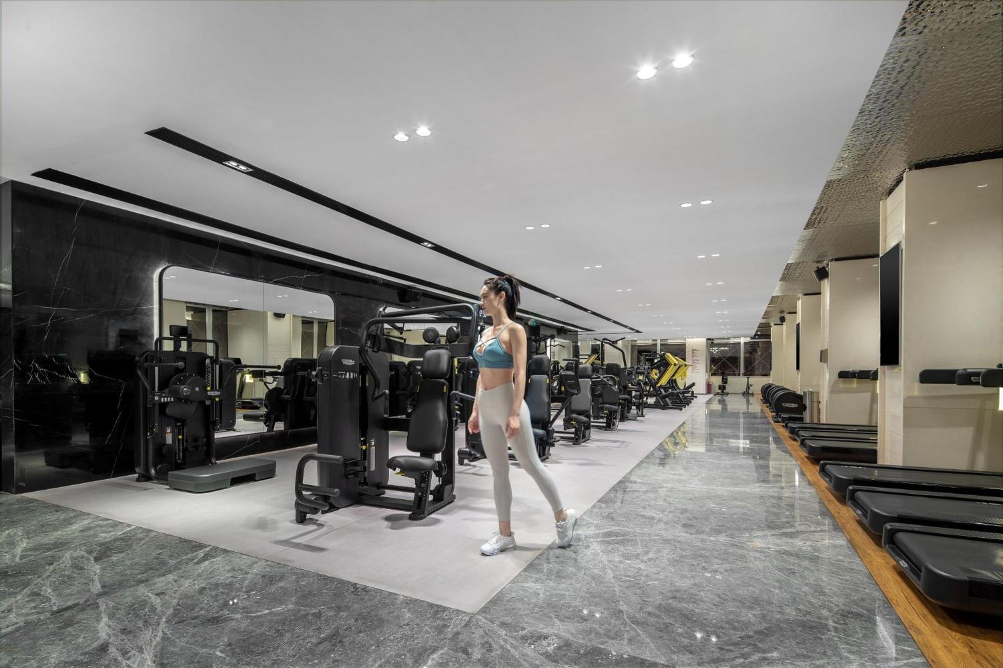 Crowne Plaza Futian, Near To Convention&exhibition Centre, Stock Exchange And Civic Center, Outdoor Heated Pool 5*