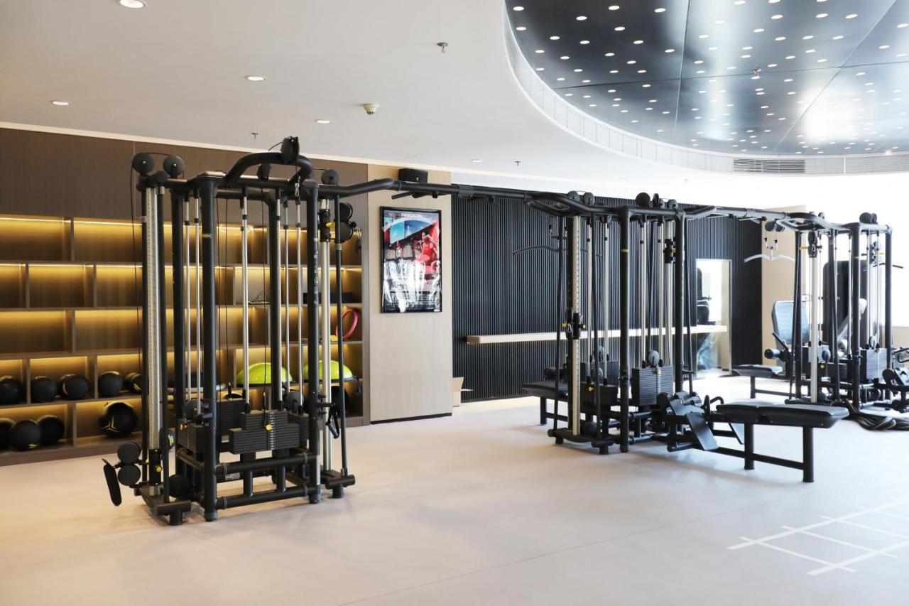 โรงแรม Crowne Plaza Futian, Near To Convention&exhibition Centre, Stock Exchange And Civic Center, Outdoor Heated Pool 5*