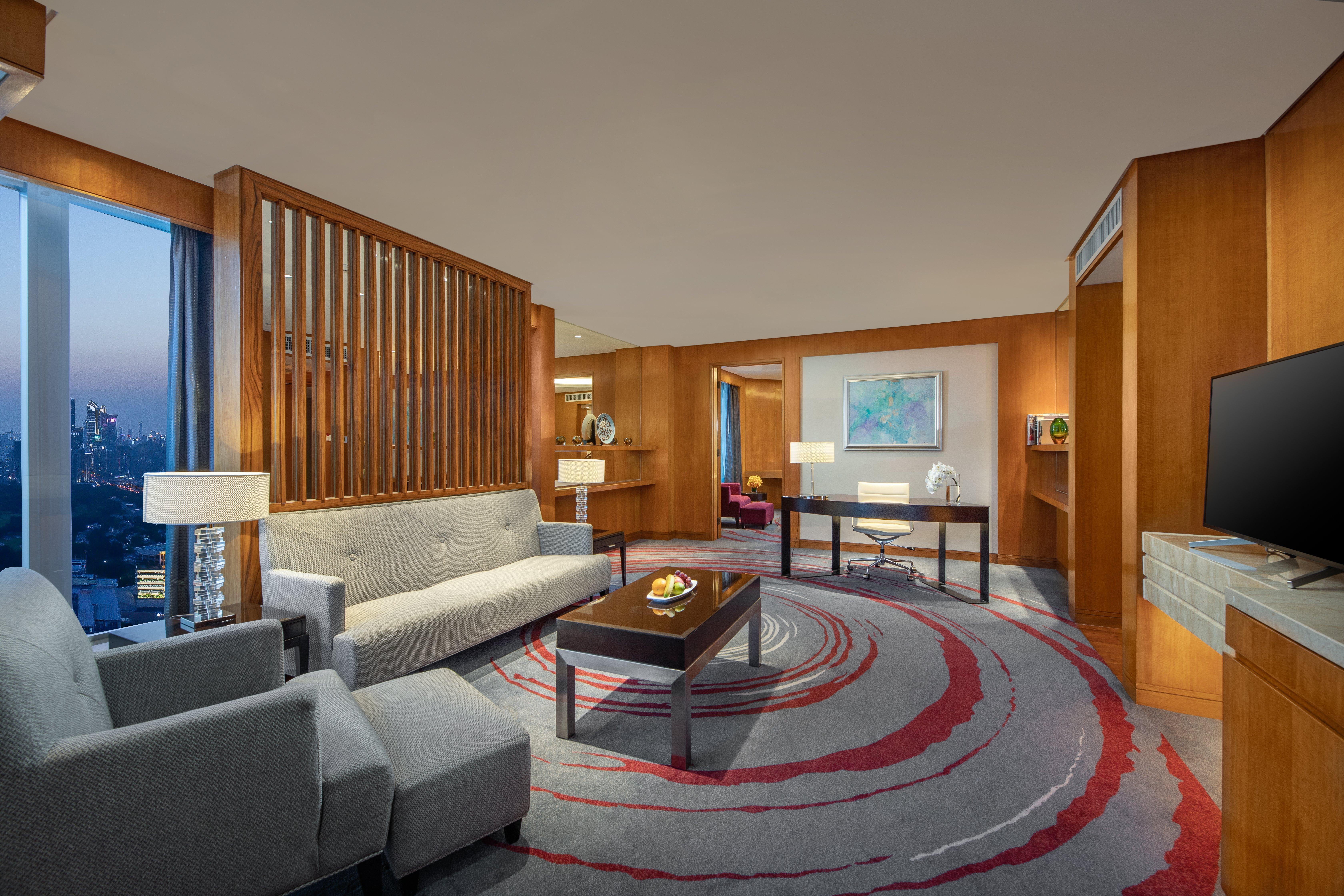 Crowne Plaza Futian, Near To Convention&exhibition Centre, Stock Exchange And Civic Center, Outdoor Heated Pool 5* เซินเจิ้น