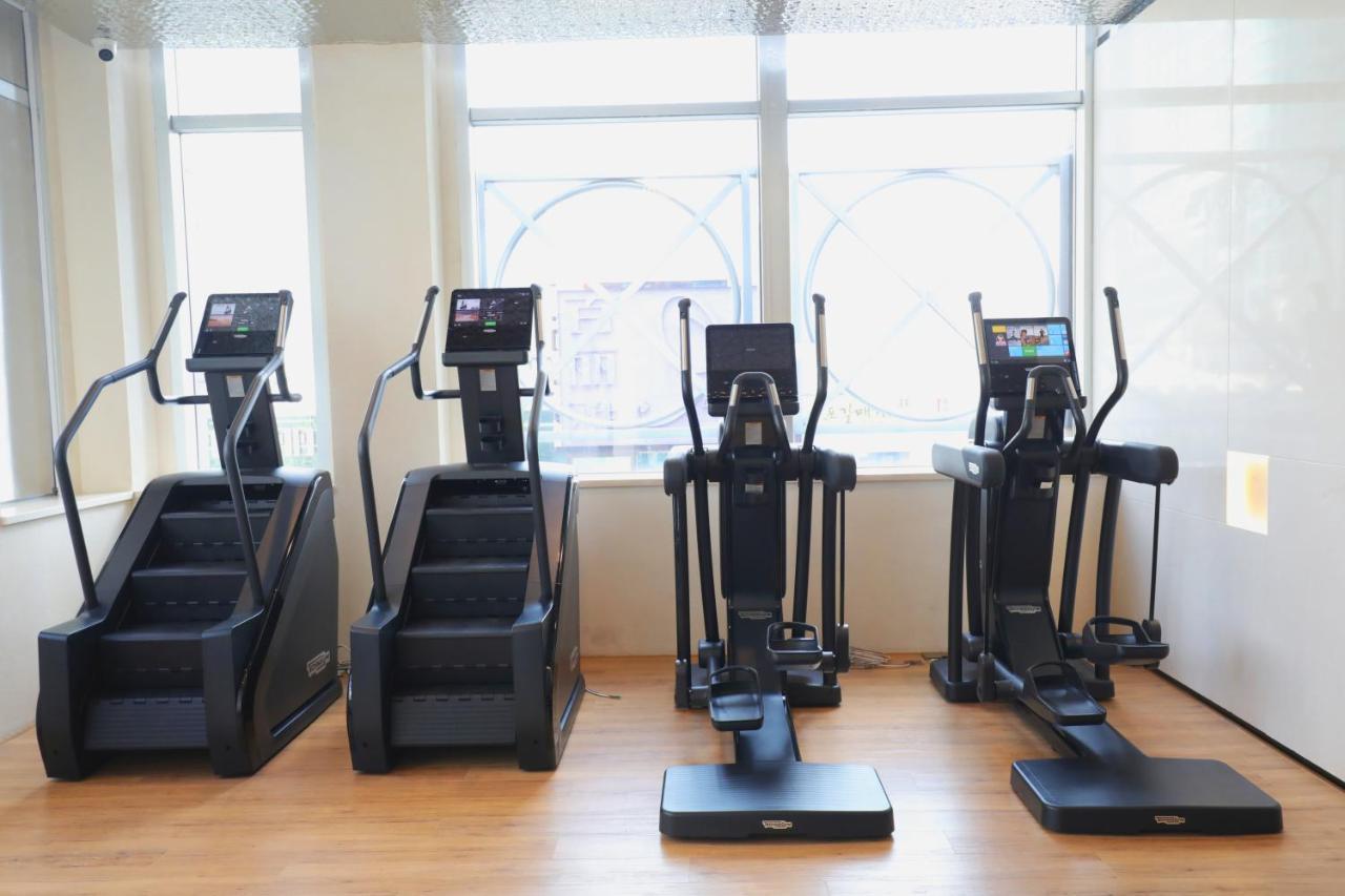 ホテル Crowne Plaza Futian, Near To Convention&exhibition Centre, Stock Exchange And Civic Center, Outdoor Heated Pool